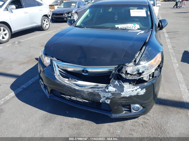 2011 ACURA TSX TECH PKG VIN: JH4CU2F65BC015490