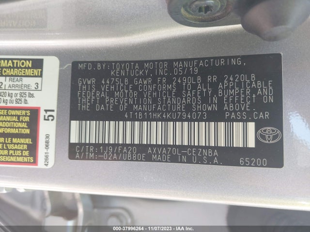 2019 TOYOTA CAMRY LE VIN: 4T1B11HK4KU794073