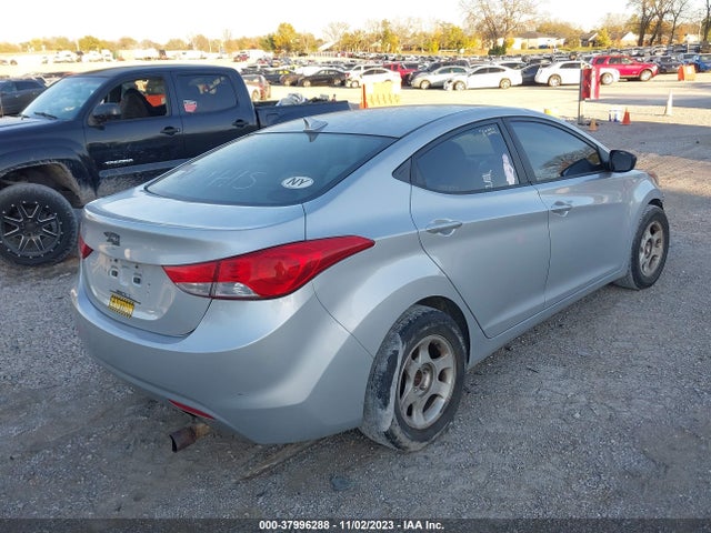 2013 HYUNDAI ELANTRA GLS VIN: 5NPDH4AE4DH381839
