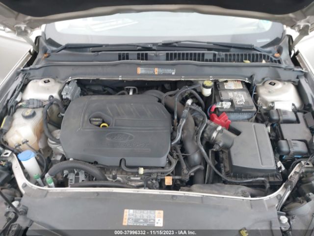 3FA6P0HD0HR242463 Ford FUSION SE