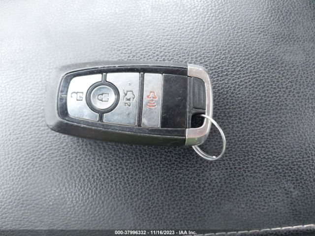 3FA6P0HD0HR242463 Ford FUSION SE