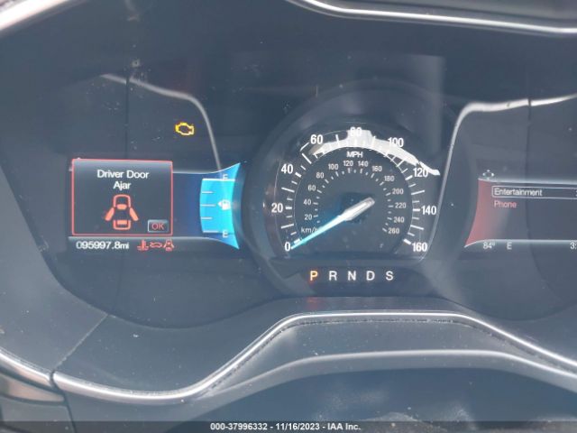 3FA6P0HD0HR242463 Ford FUSION SE