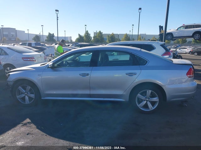 1VWAT7A30FC097265 Volkswagen Passat 1.8t Limited Edition