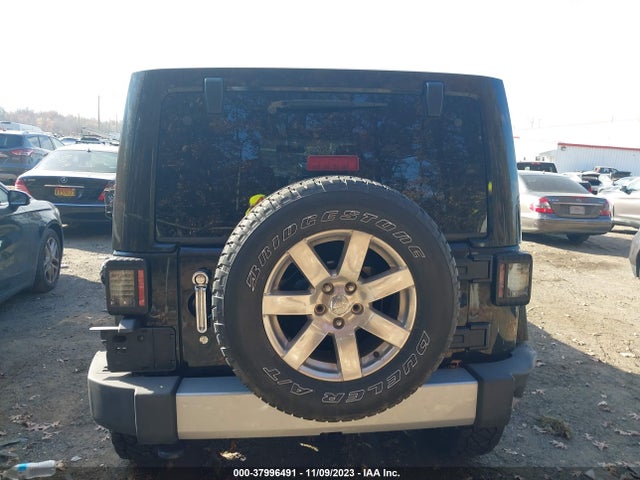 2012 JEEP WRANGLER UNLIMITED SAHARA VIN: 1C4HJWEG5CL130464
