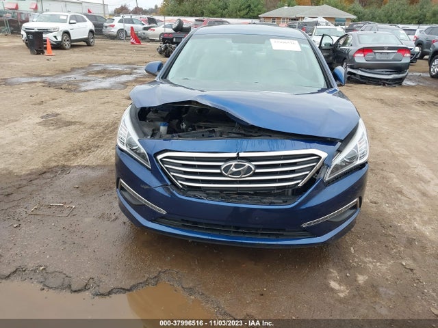 2015 HYUNDAI SONATA SE VIN: 5NPE24AF5FH213385