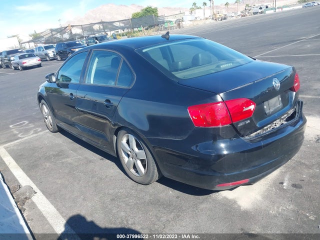3VWD17AJ5EM221772 Volkswagen Jetta 1.8t Se