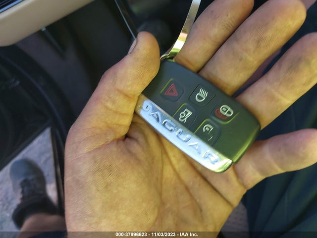 2014 JAGUAR XJ SAJWA1CZ4E8V74330 Photo 10