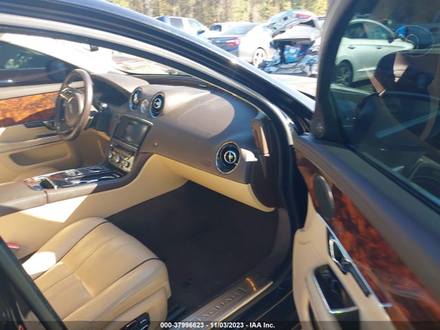 2014 JAGUAR XJ SAJWA1CZ4E8V74330 Photo 4