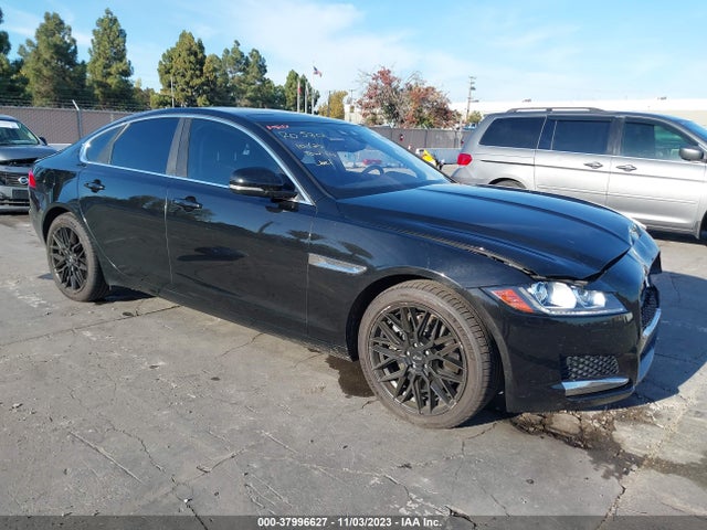 2017 JAGUAR XF SAJBD4BV6HCY34606 Photo 0
