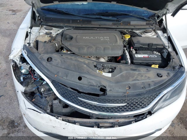 Chrysler 200 Limited 2016 1C3CCCAB7GN155474 Image 10