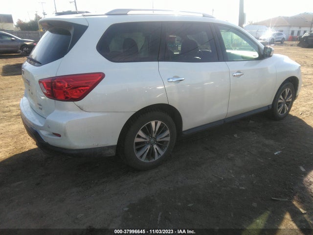 2017 NISSAN PATHFINDER SV VIN: 5N1DR2MMXHC656762