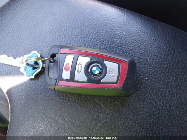 WBA8E9C58GK645877 BMW 328I