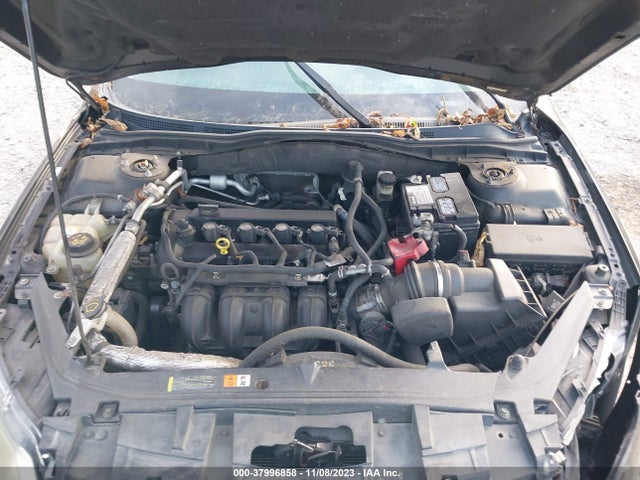 2010 FORD FUSION SE VIN: 3FAHP0HA5AR211469