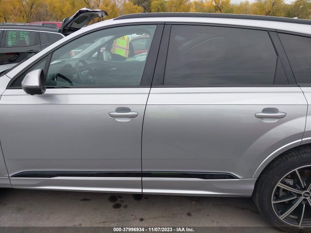 WA1LXAF74MD032428 Audi Q7 Premium Plus