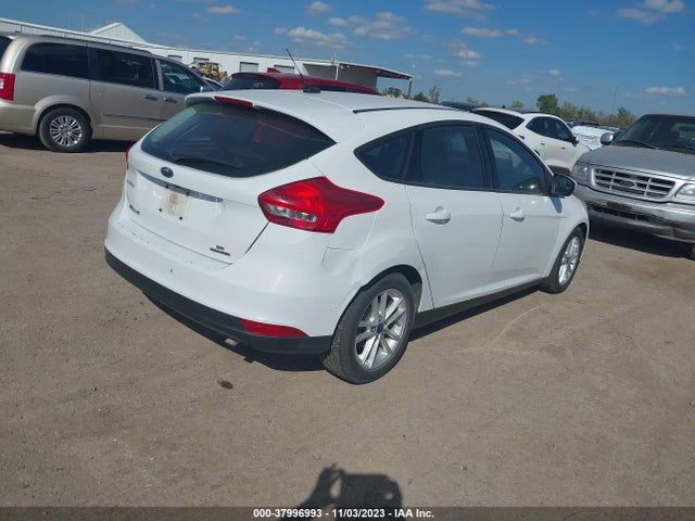 1FADP3K27FL210413 Ford FOCUS SE
