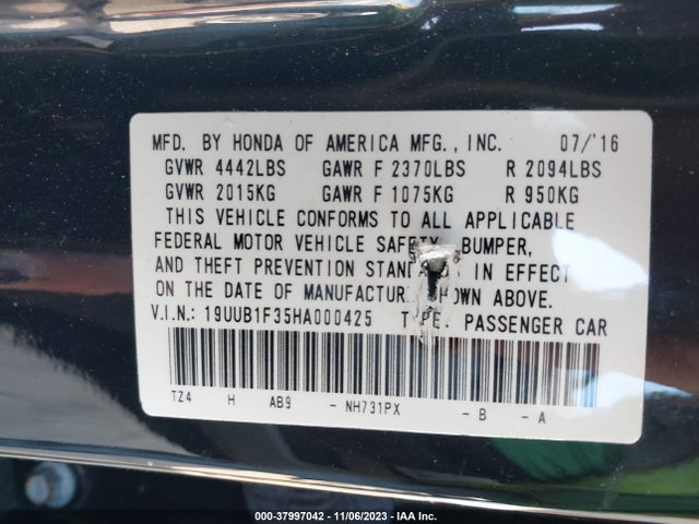 2017 ACURA TLX VIN: 19UUB1F35HA000425