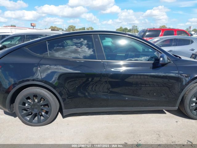 7SAYGAEE0PF605482 Tesla Model Y Awd/long Range Dual Motor All-wheel Drive