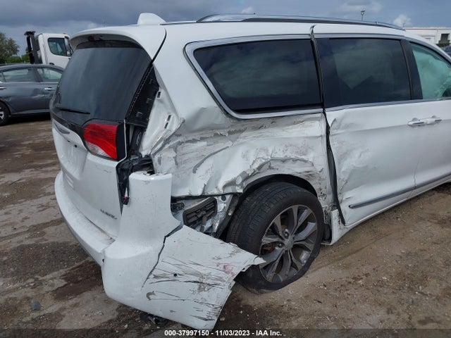 Chrysler Pacifica Limited 2017 2C4RC1GG0HR669300 Image 6