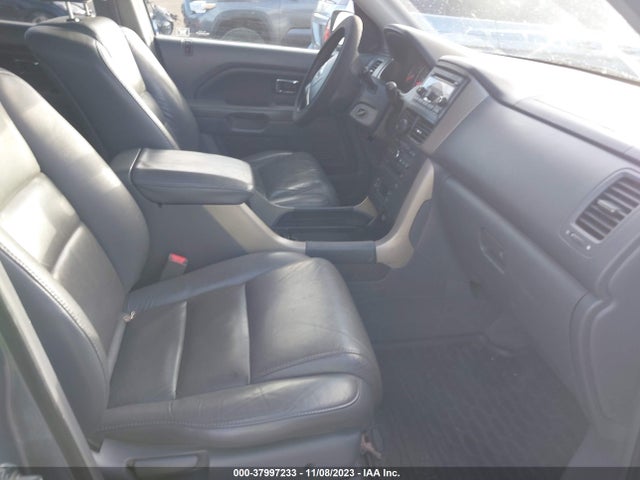 2006 HONDA PILOT EX-L VIN: 2HKYF18646H564424