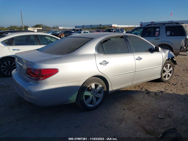 2005 LEXUS ES 330 VIN: JTHBA30G955132302