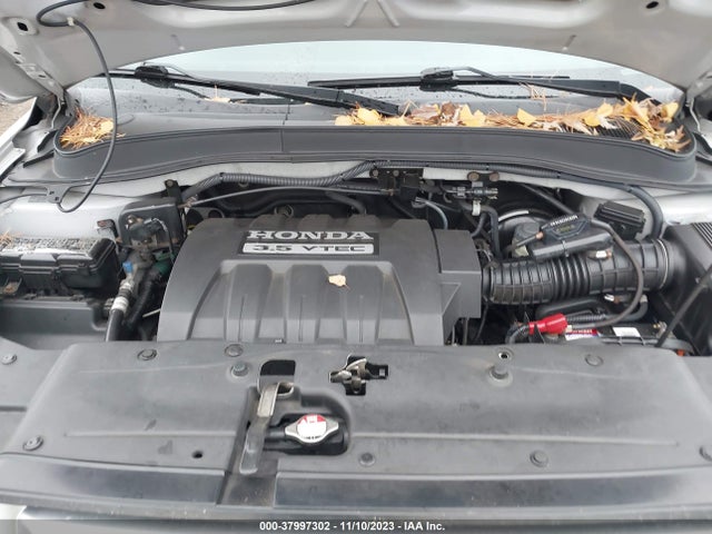 2006 HONDA PILOT EX-L VIN: 2HKYF18696H505997