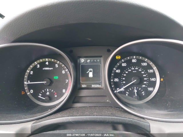 2017 HYUNDAI SANTA FE SPORT 2.4L VIN: 5NMZTDLB6HH010286