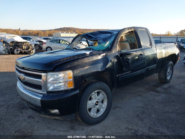 2008 CHEVROLET SILVERADO 1500 LT1 VIN: 1GCEK19008Z150528