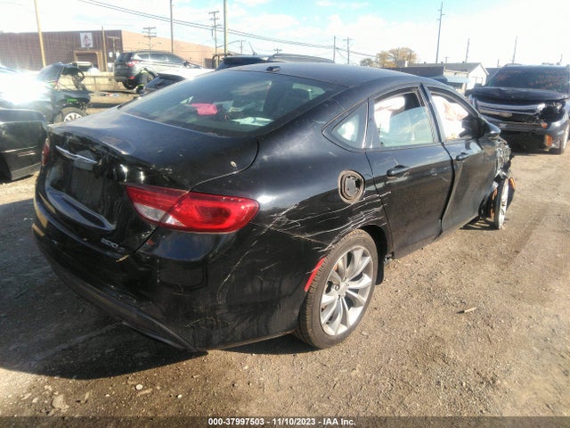 Chrysler 200 S 2015 1C3CCCBB1FN729080 Image 4