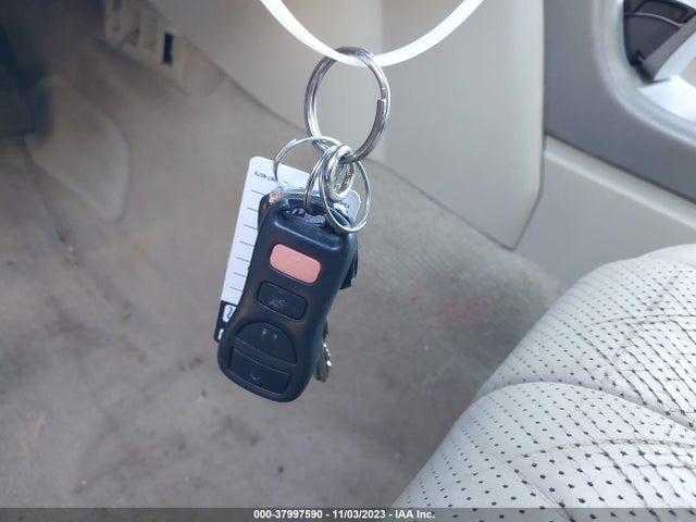 2003 INFINITI G35 SEDAN JNKCV51E63M024613 Photo 10