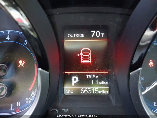 2016 TOYOTA COROLLA S PLUS VIN: 2T1BURHE1GC659674