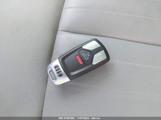WA1CNAFY2K2074104 Audi Q5 45 Premium
