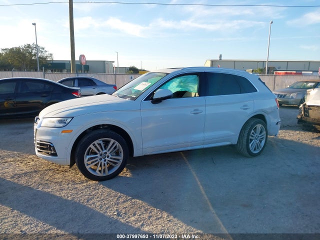WA1CNAFY2K2074104 Audi Q5 45 Premium