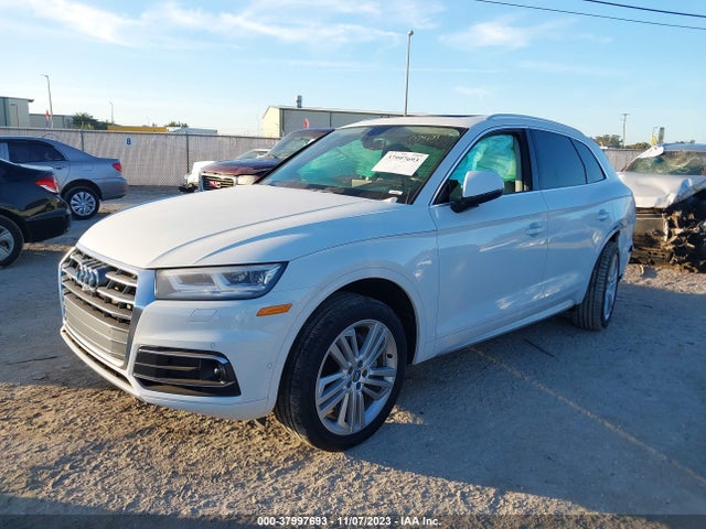 WA1CNAFY2K2074104 Audi Q5 45 Premium