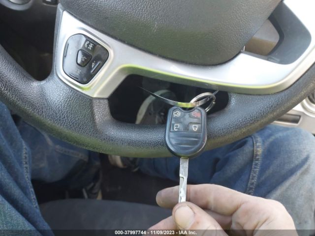 3FADP4BJ0JM123439 Ford FIESTA SE