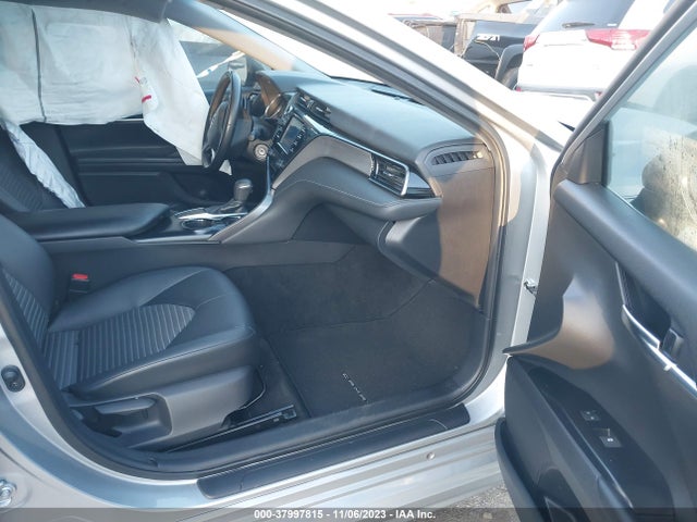 2019 TOYOTA CAMRY SE VIN: 4T1B11HK0KU780199