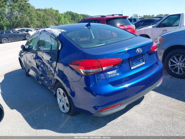 3KPFK4A7XJE258722 KIA FORTE LX
