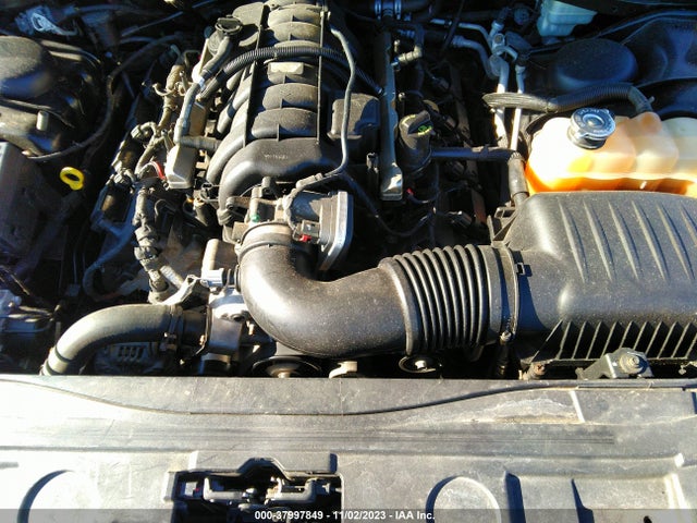 2012 CHRYSLER 300C VIN: 2C3CCAET0CH229103