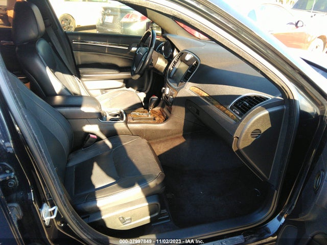2012 CHRYSLER 300C VIN: 2C3CCAET0CH229103
