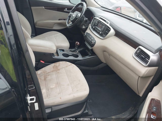 2016 KIA SORENTO 2.4L LX VIN: 5XYPGDA38GG060638