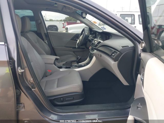 1HGCR2F81FA099699 Honda Accord Sedan Ex-l