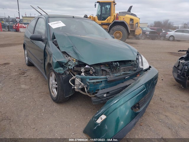 2000 FORD FOCUS ZX3 VIN: 3FAFP3131YR213248