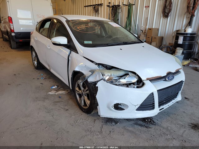 2014 FORD FOCUS SE VIN: 1FADP3K27EL406057