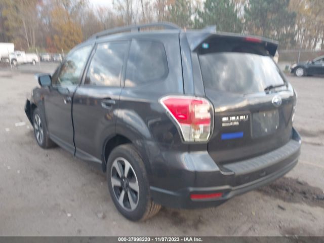JF2SJAEC7HH426880 Subaru Forester 2.5i Premium