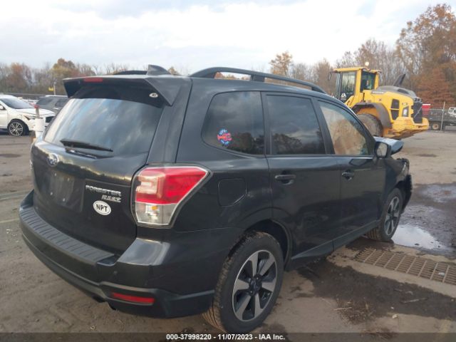 JF2SJAEC7HH426880 Subaru Forester 2.5i Premium