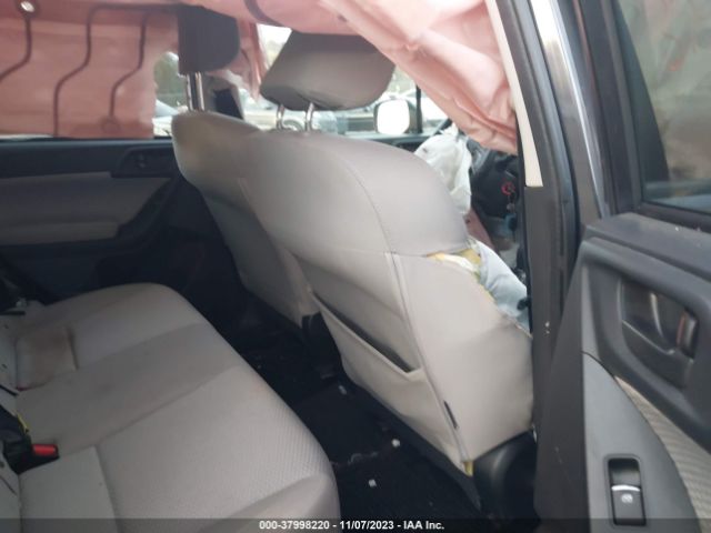 JF2SJAEC7HH426880 Subaru Forester 2.5i Premium