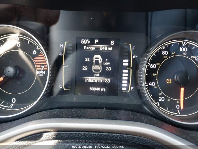 1C4PJLCBXHW645239 Jeep Cherokee Latitude Fwd