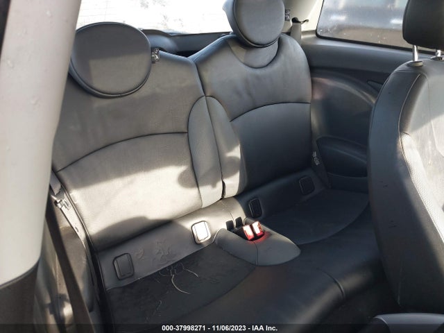 2009 MINI COOPER WMWMF33519TW74286 Photo 7