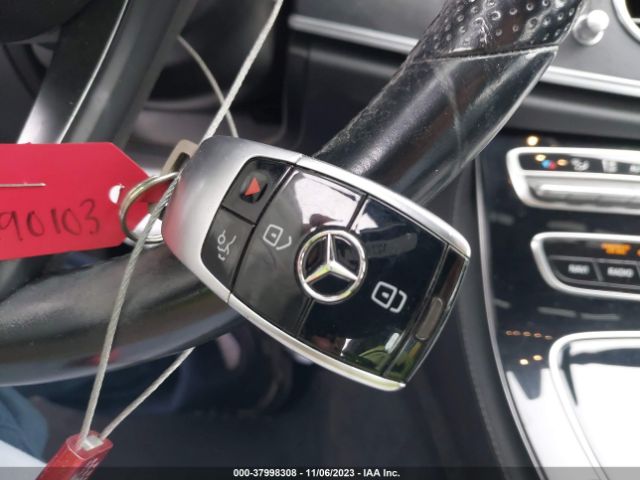 WDDZF4JB9HA188672 Mercedes-Benz E-class E 300