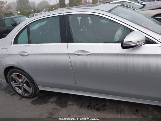 WDDZF4JB9HA188672 Mercedes-Benz E-class E 300