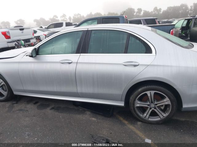 WDDZF4JB9HA188672 Mercedes-Benz E-class E 300